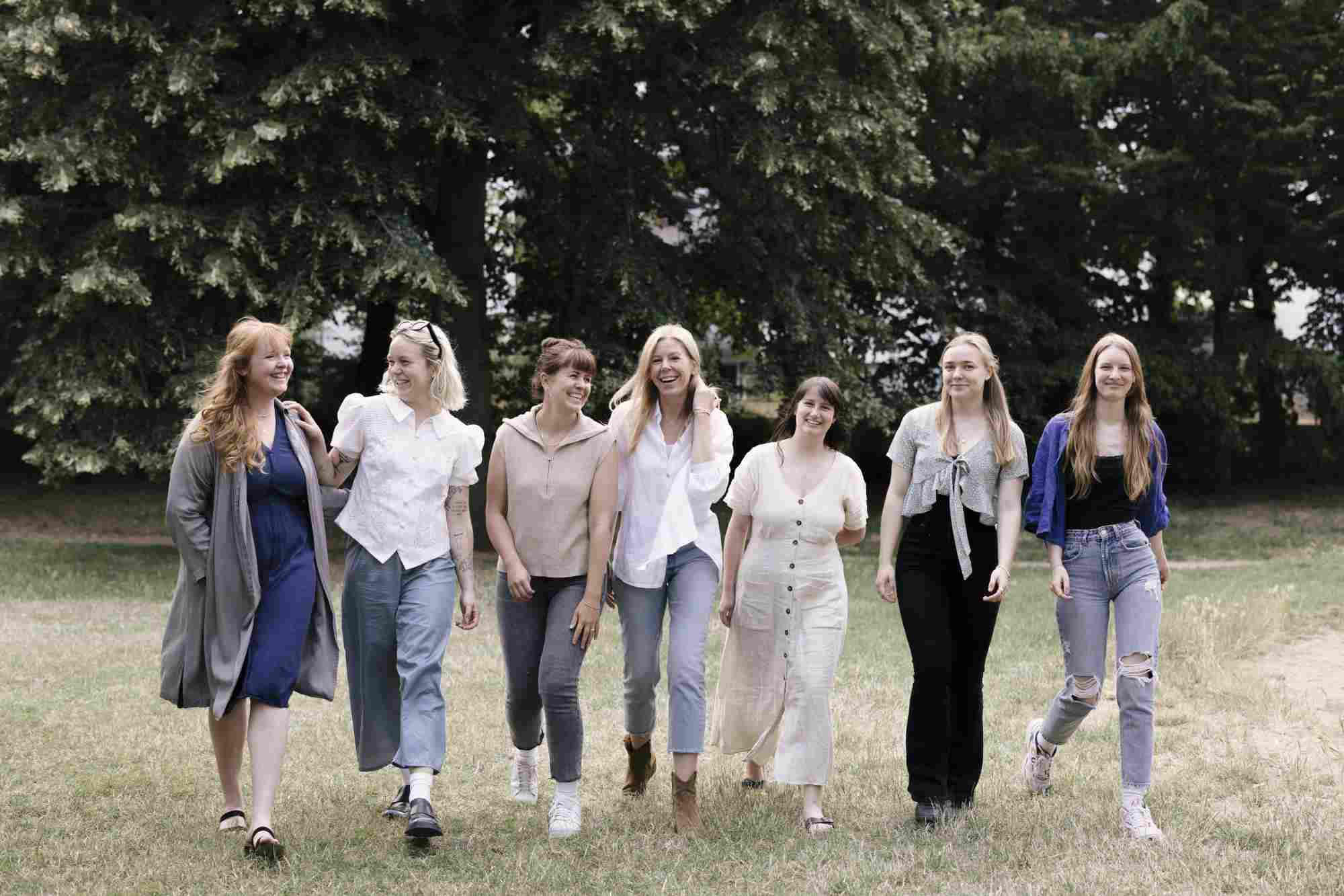 Women support women - Spende zum internationalen Frauentag - fejn jewelry