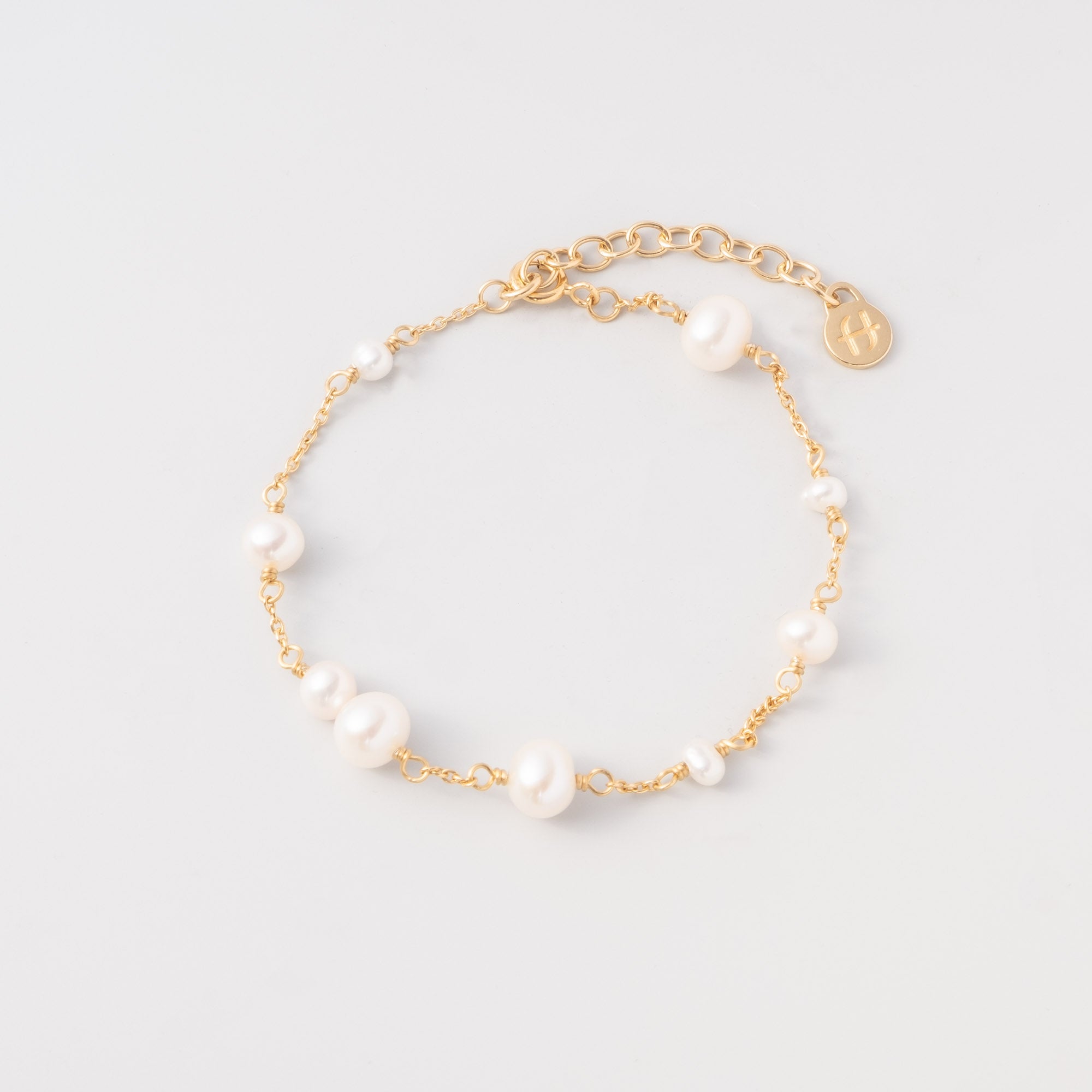 station pearl bracelet