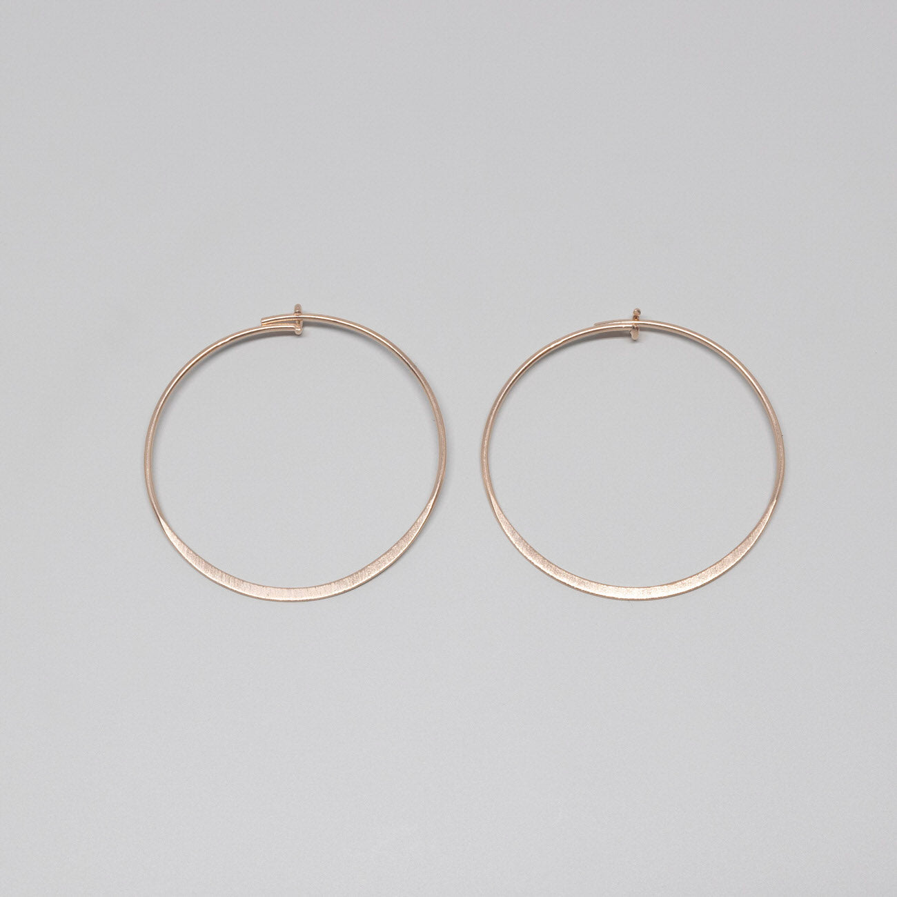 satin flat hoop - M / L