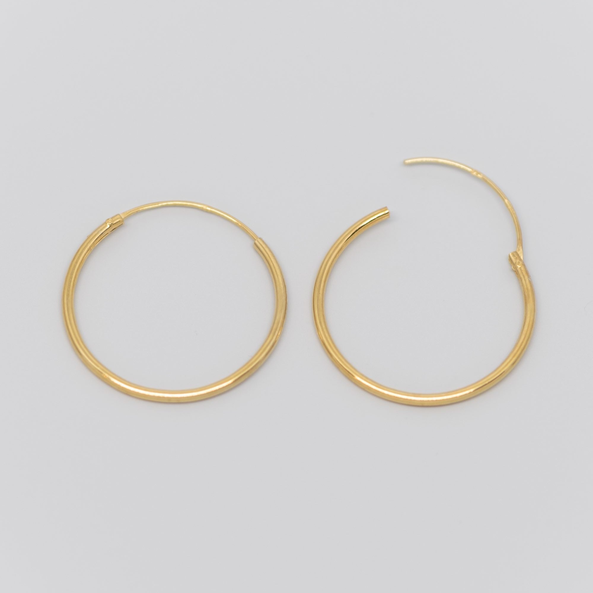 simple hoop - XS / S / M / L