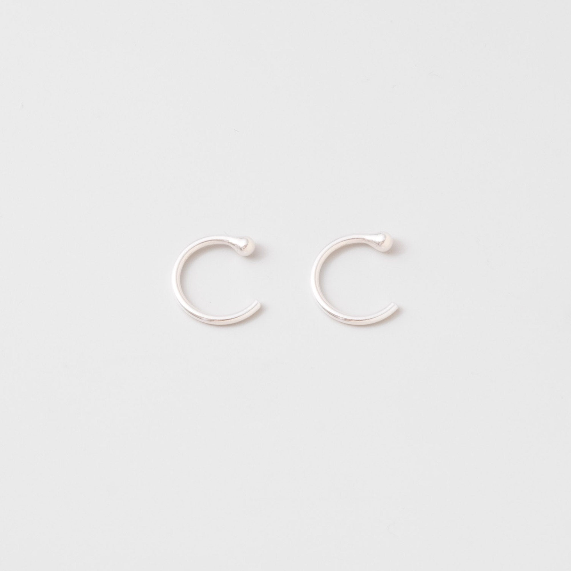 open hoop - simple ear cuff