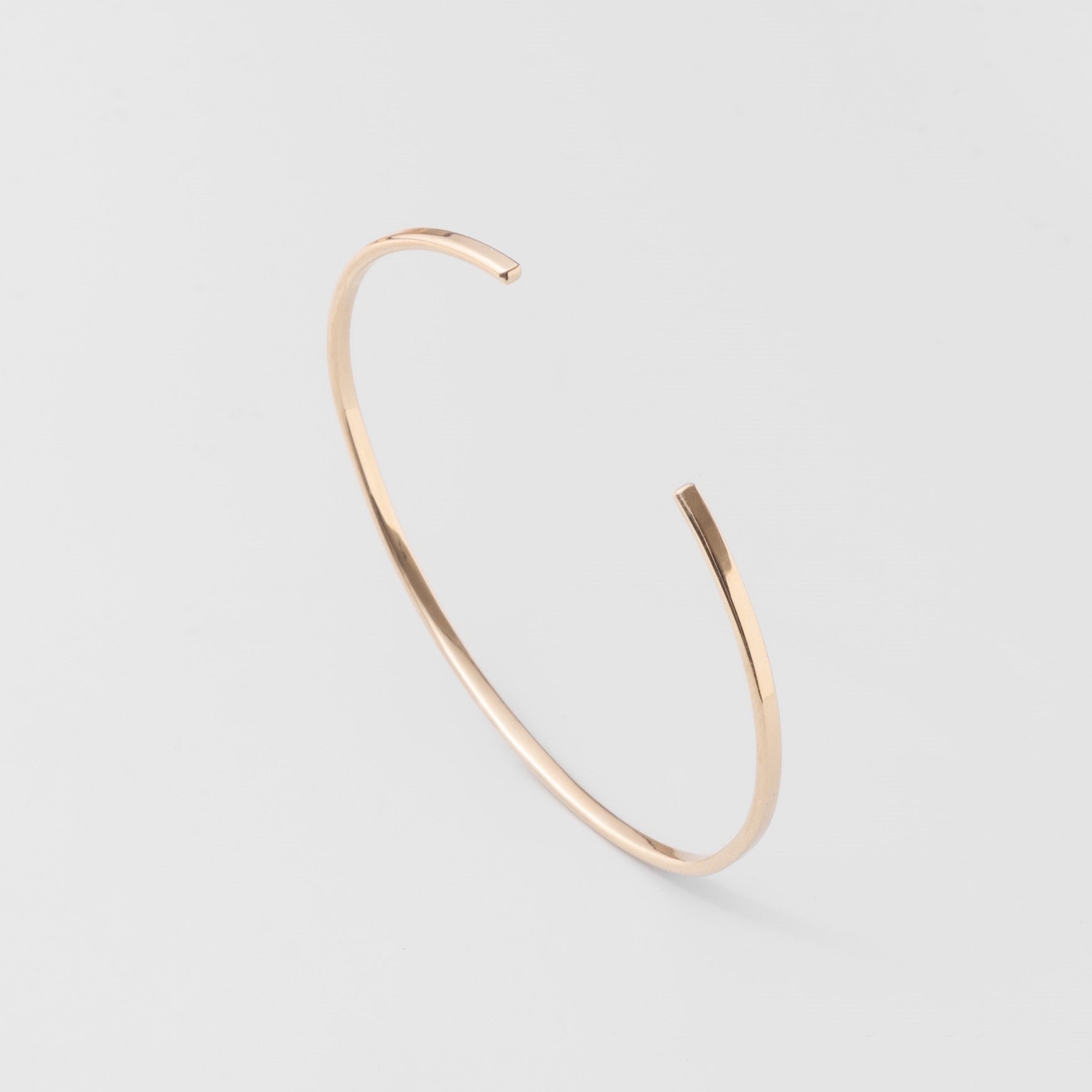 shiny arm cuff | solid gold