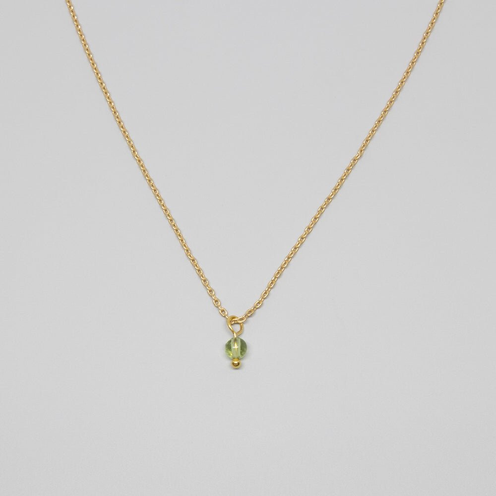 Kette mit kleinem Anhänger Peridot gold
