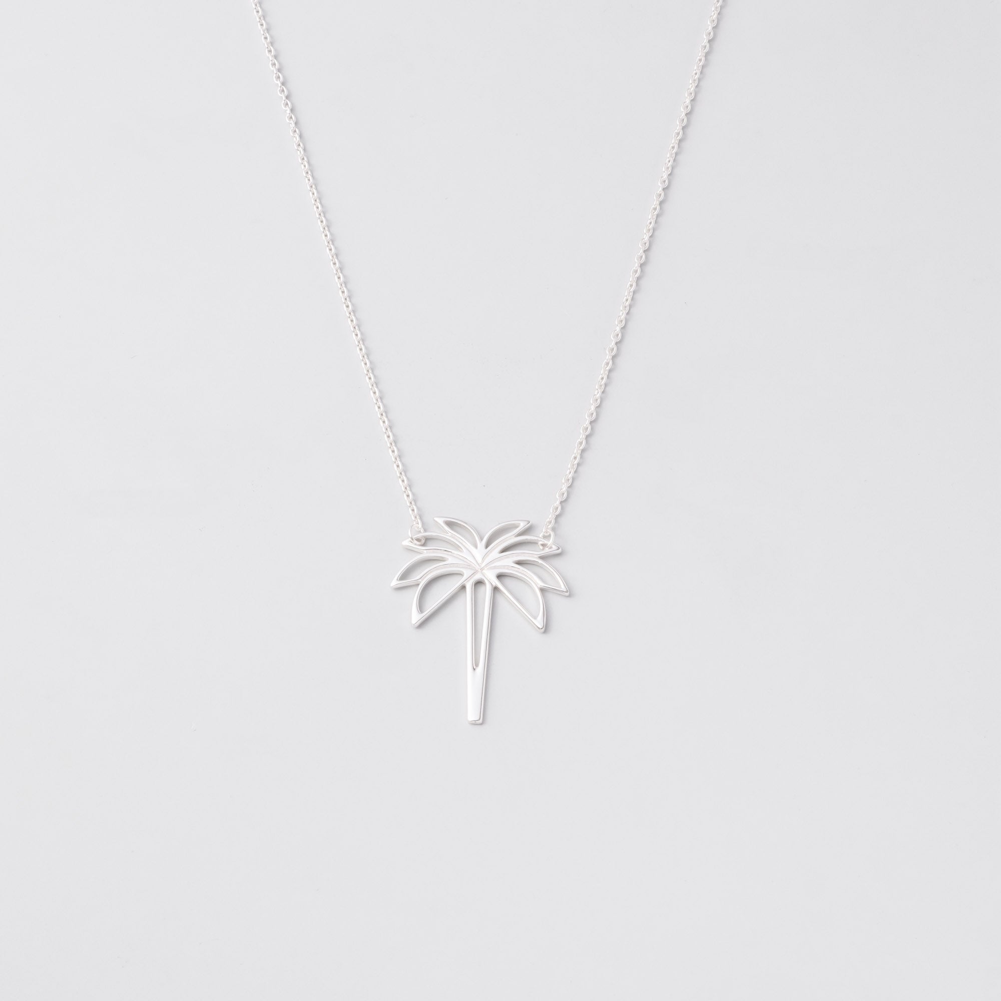 palm necklace
