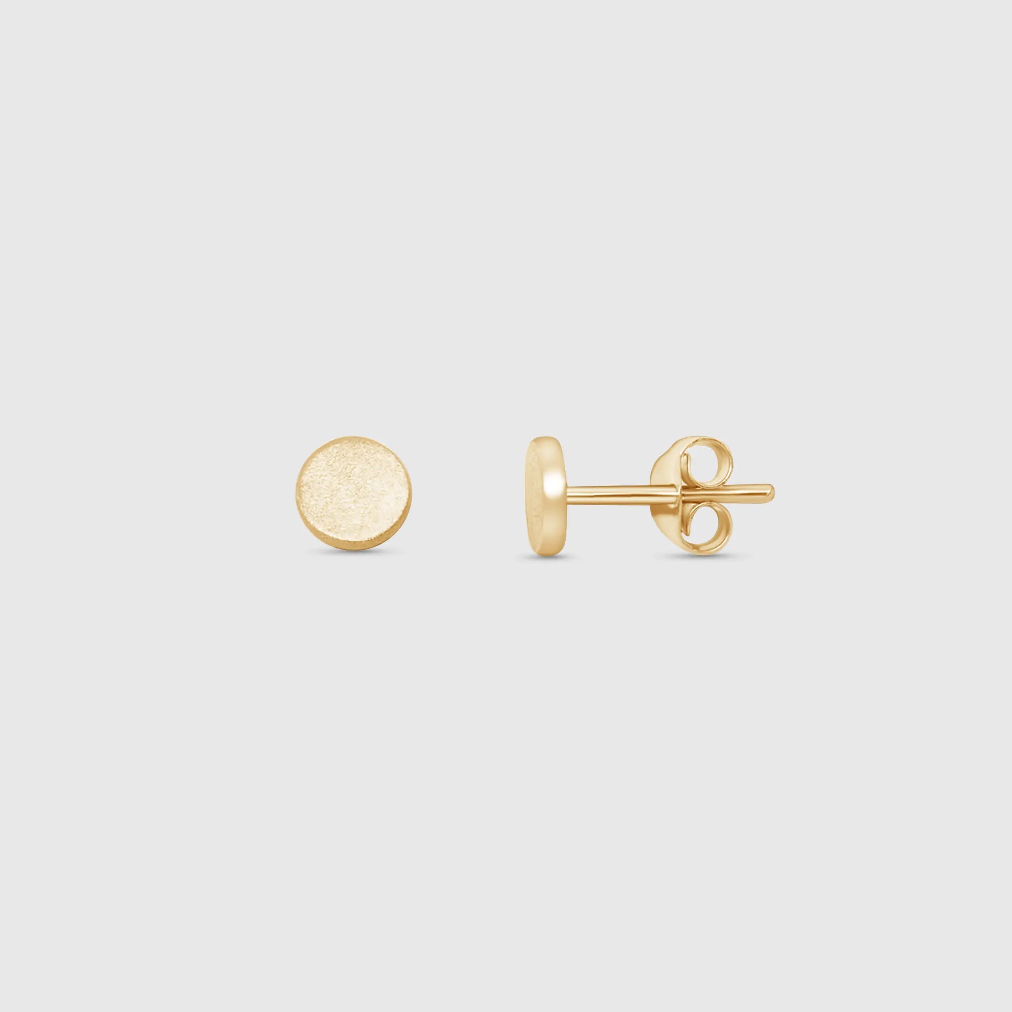 satin disc stud