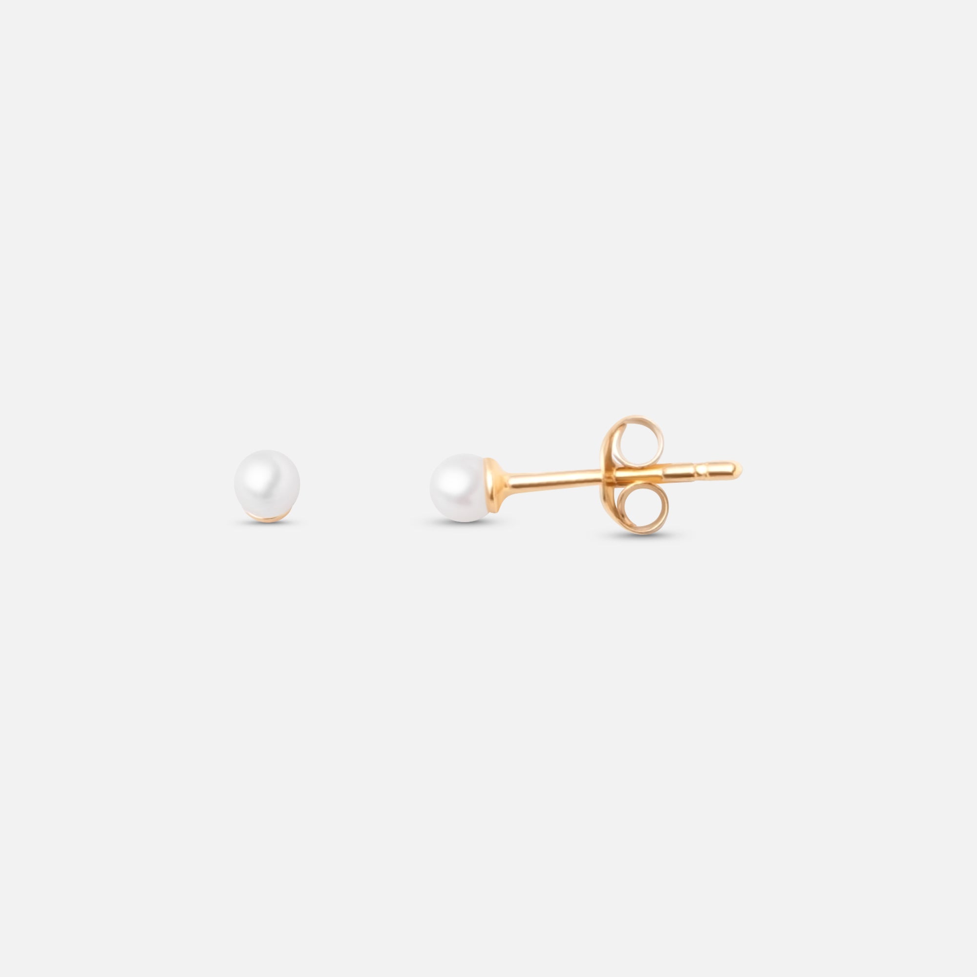 tiny pearl stud