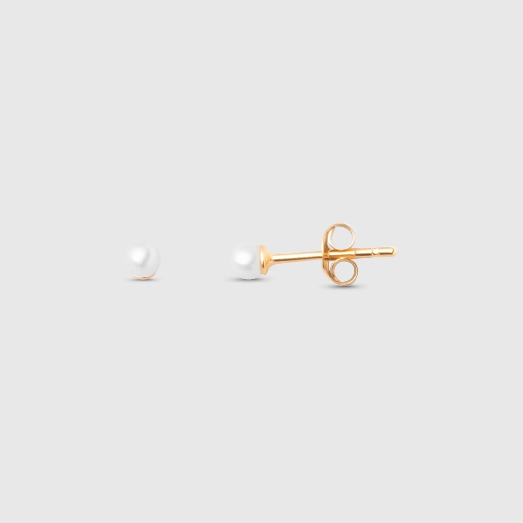 tiny pearl stud