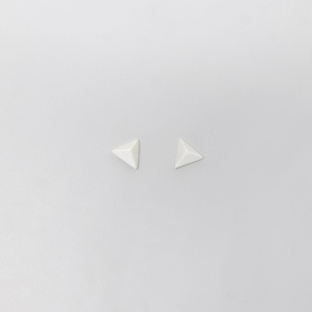 satin rivet studs