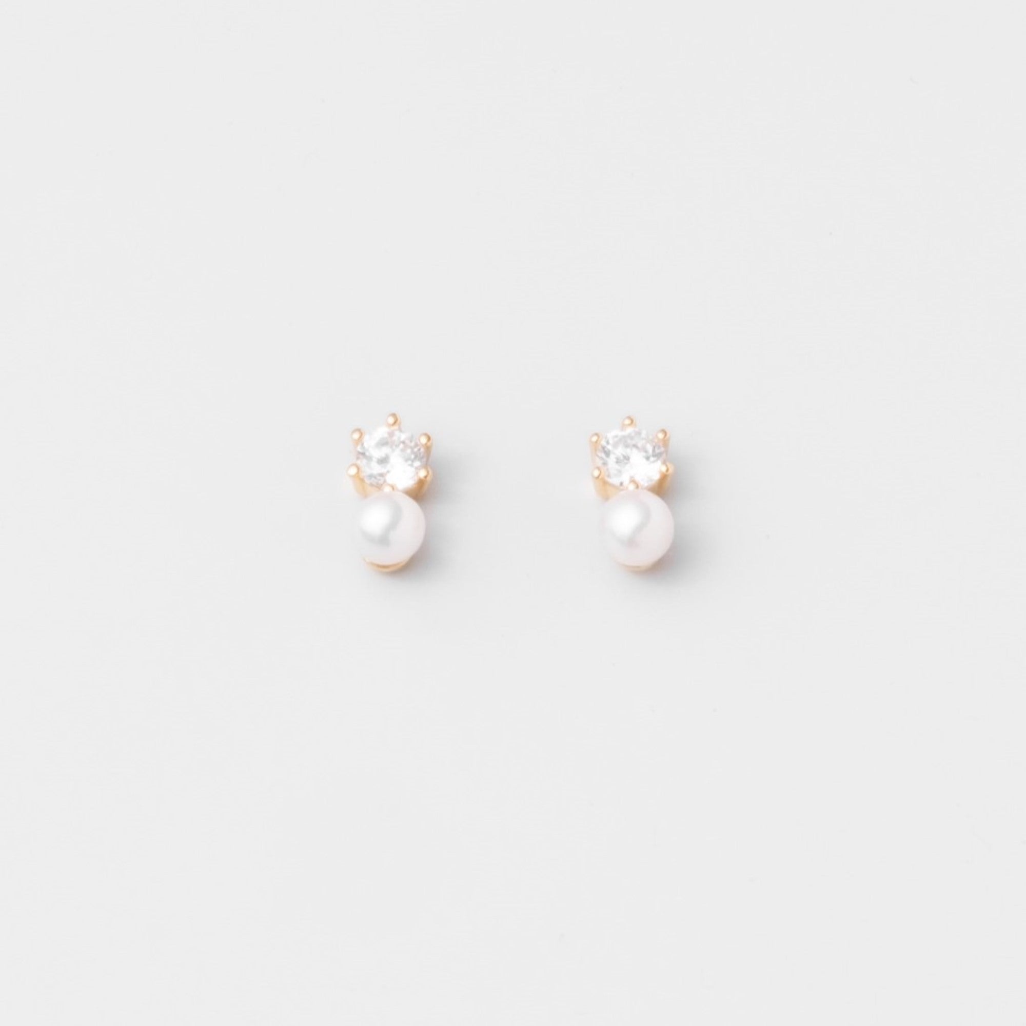sparkle & pearl stud