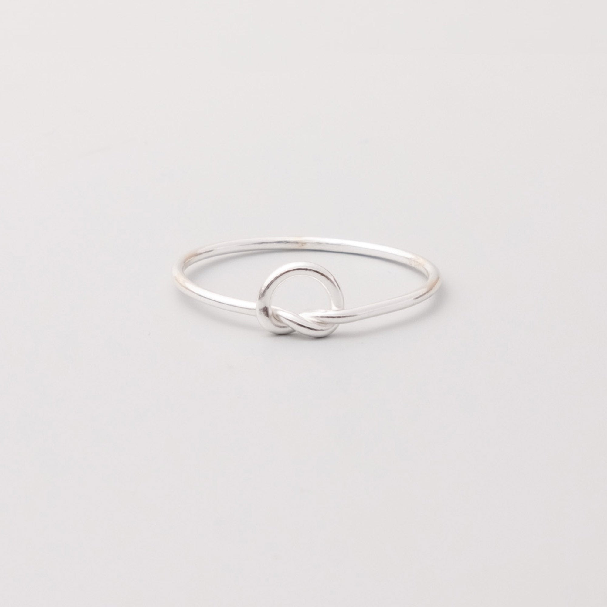 knot ring