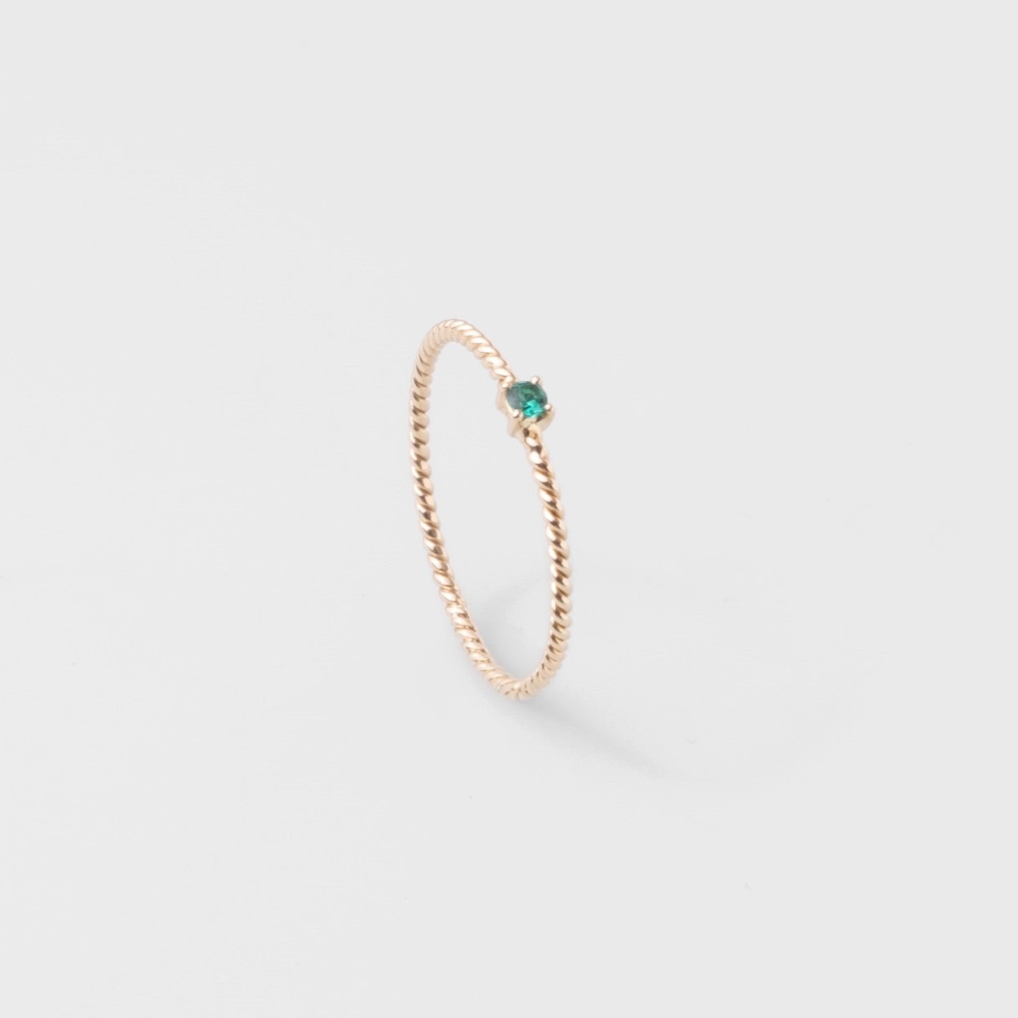 twisted emerald ring | solid gold