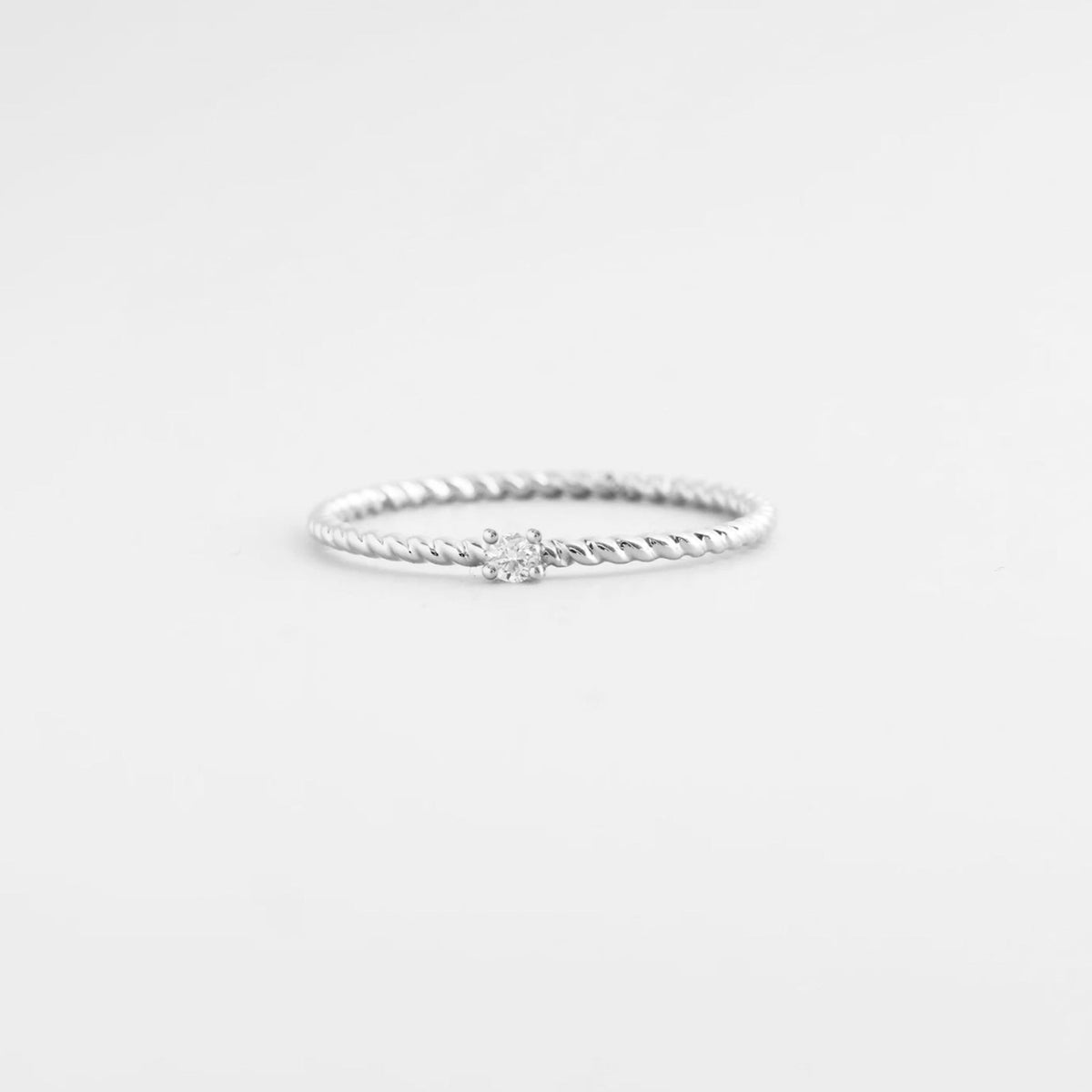 twisted diamond ring | solid gold