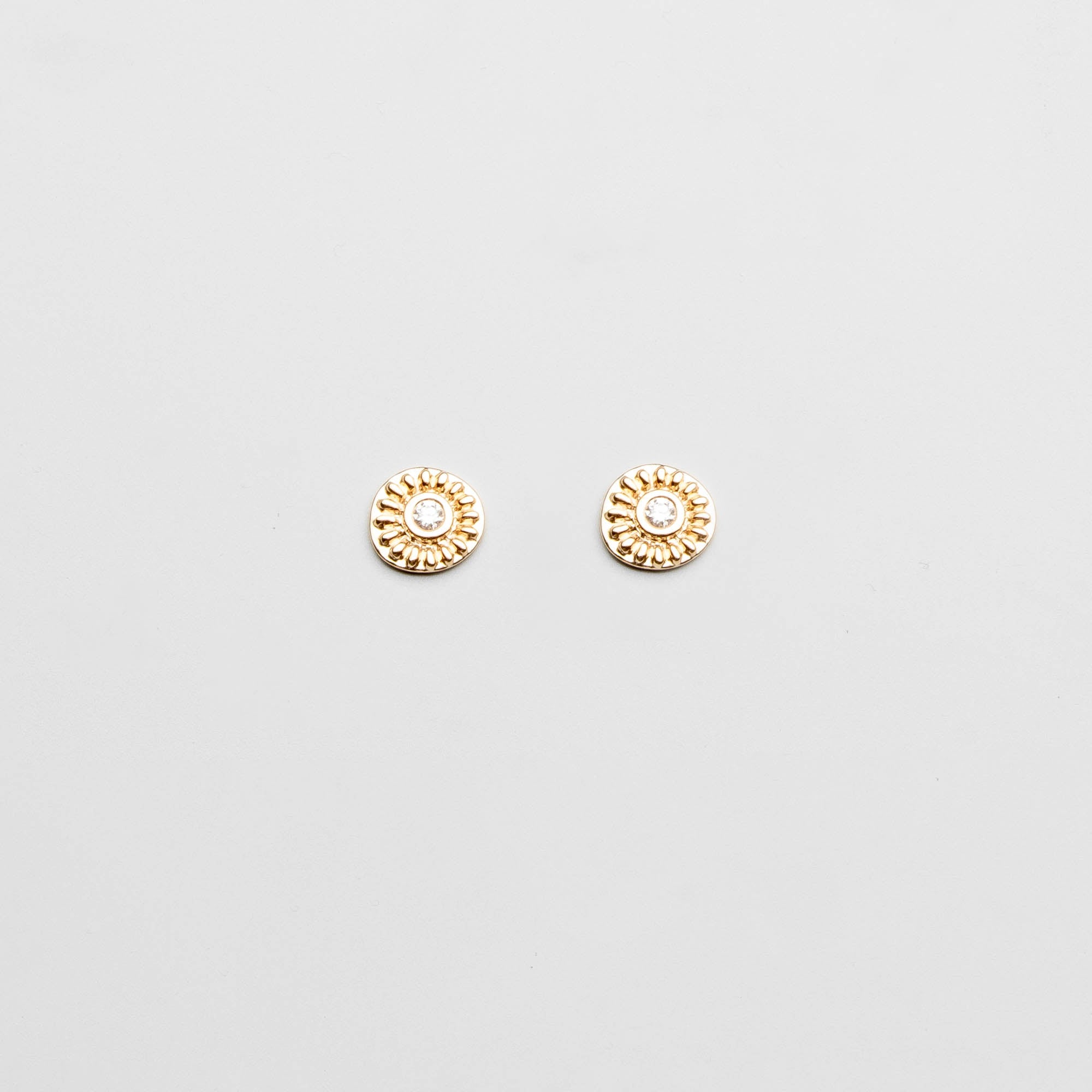 mystic diamond sun stud | solid gold