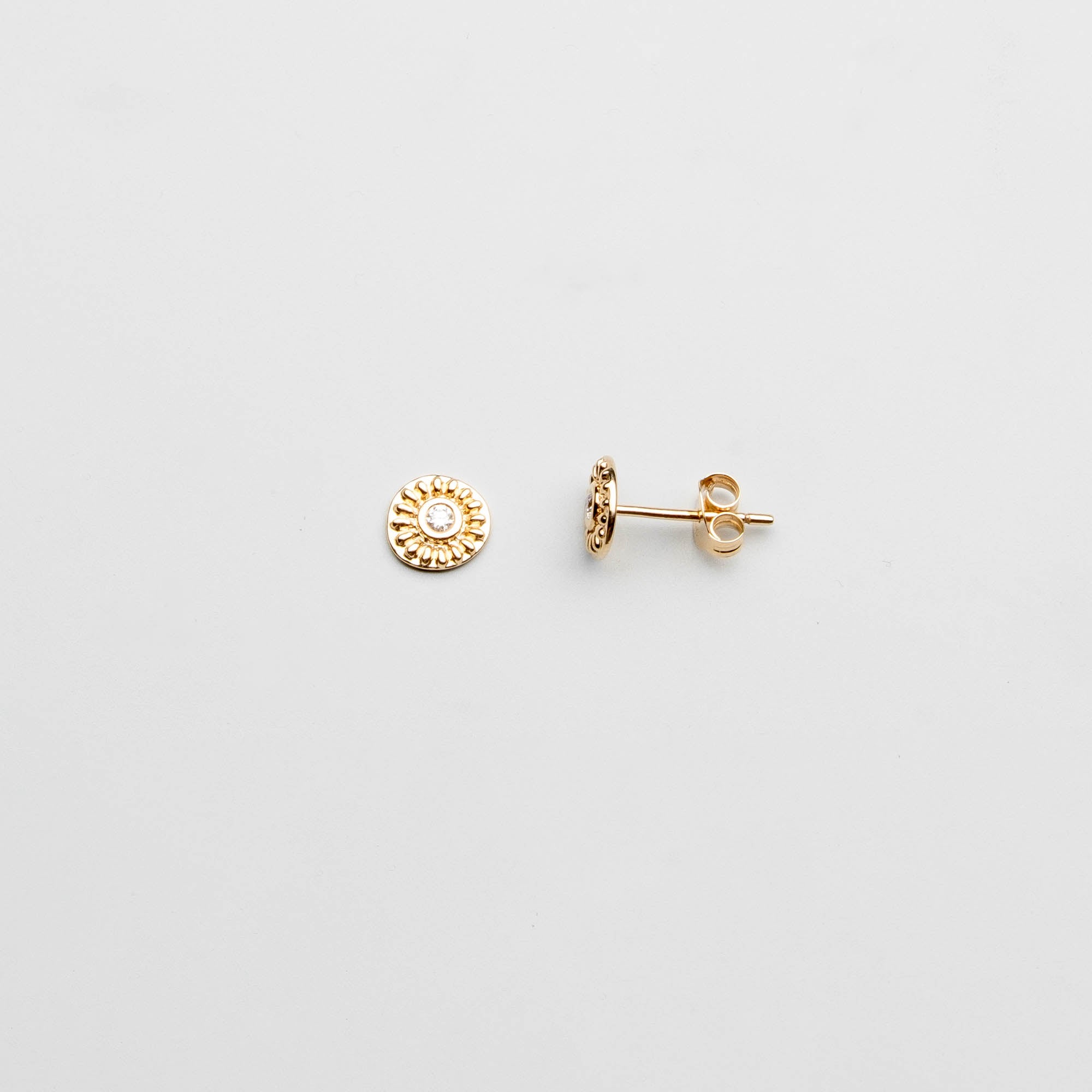 mystic diamond sun stud | solid gold