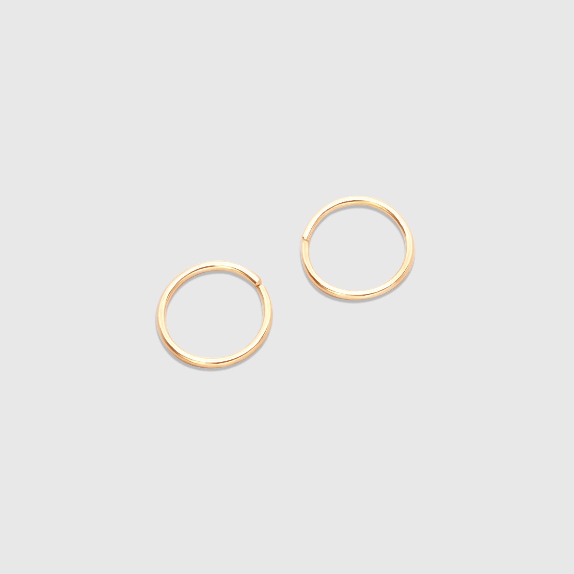 shiny mini hoop | solid gold