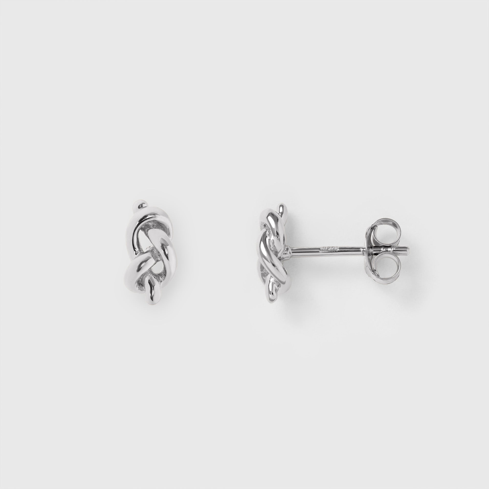 knot stud