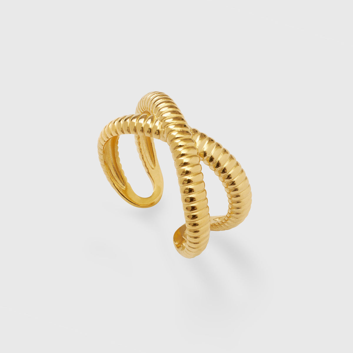 Offener fejn Riffle Cross Ring in Gold mit gekreuztem, geriffeltem Knoten-Design.