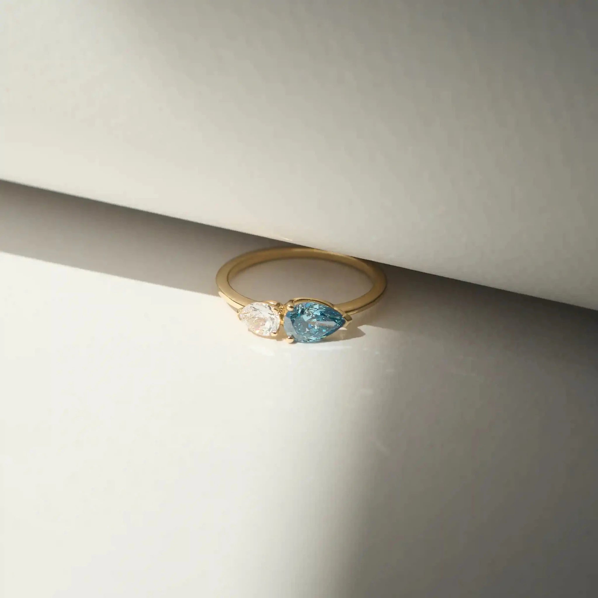 the toi et moi engagement ring | solid gold