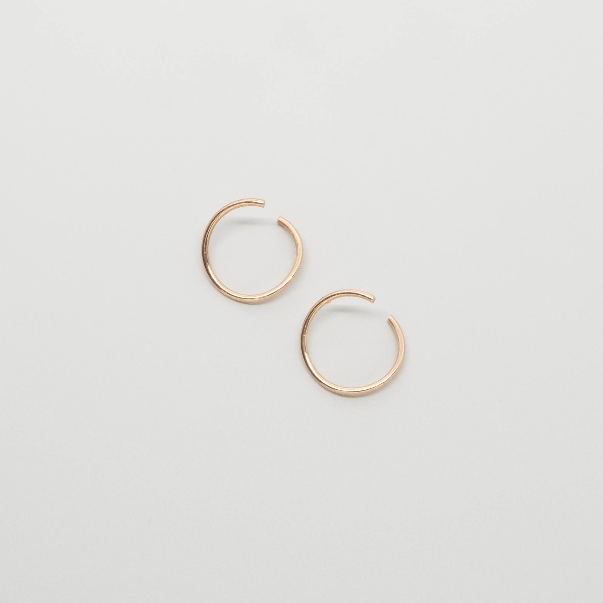 shiny mini hoops | solid gold