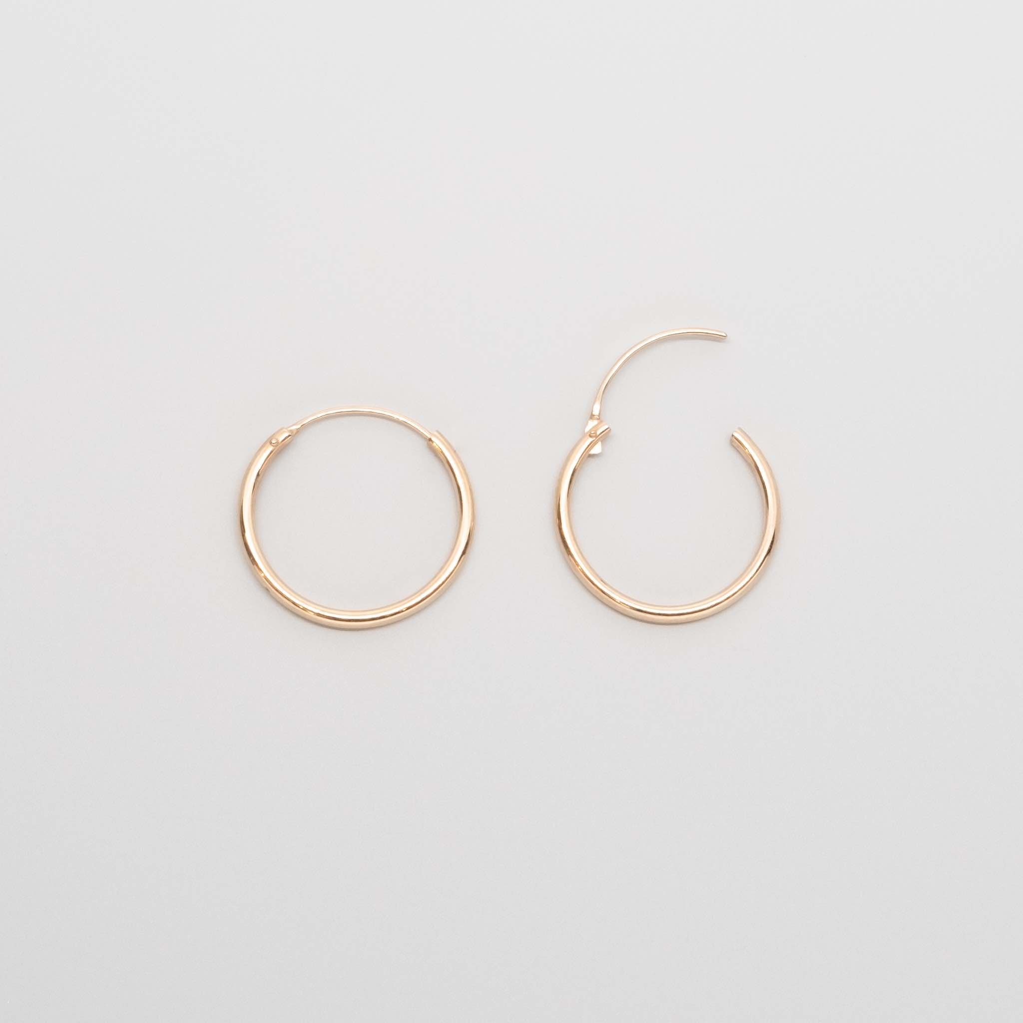 simple hoops | solid gold - XS / S / M