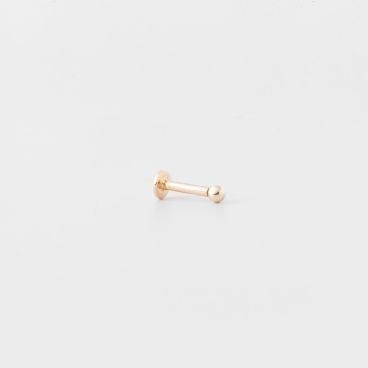 Reservierung - tiny helix stud (139€)