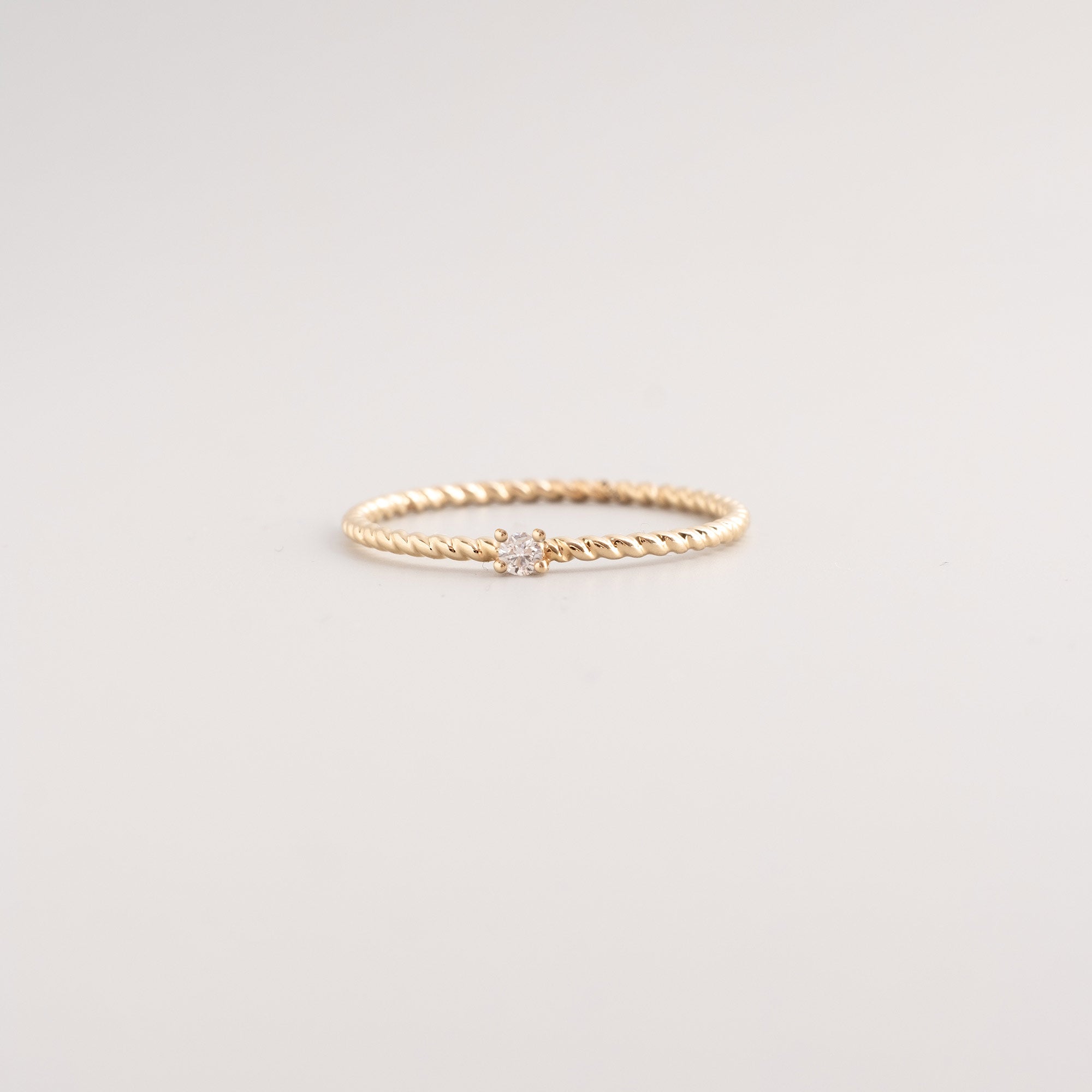 twisted diamond ring | solid gold