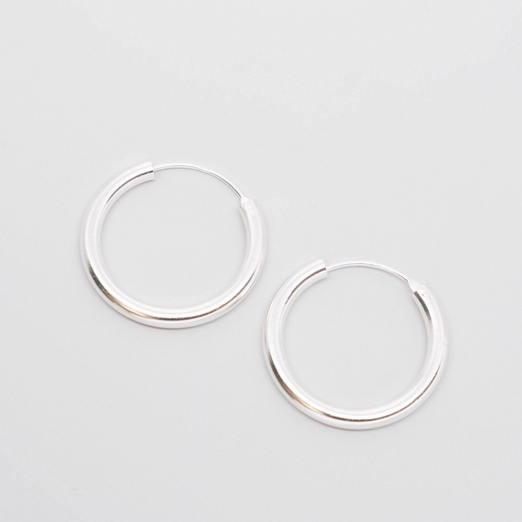 bold hoop - S / M