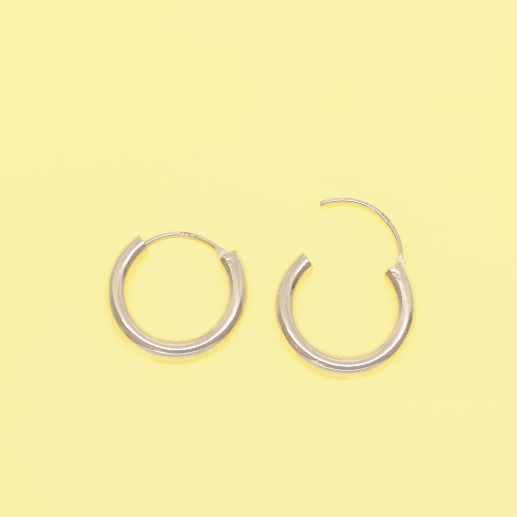 bold hoop - S / M