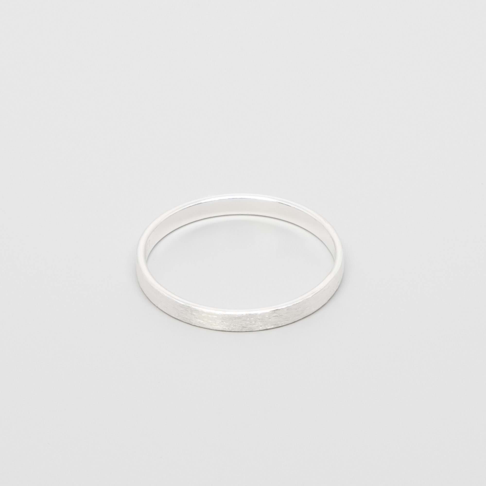 Satin Bandring Ring mit gebürsteter Oberfläche silber