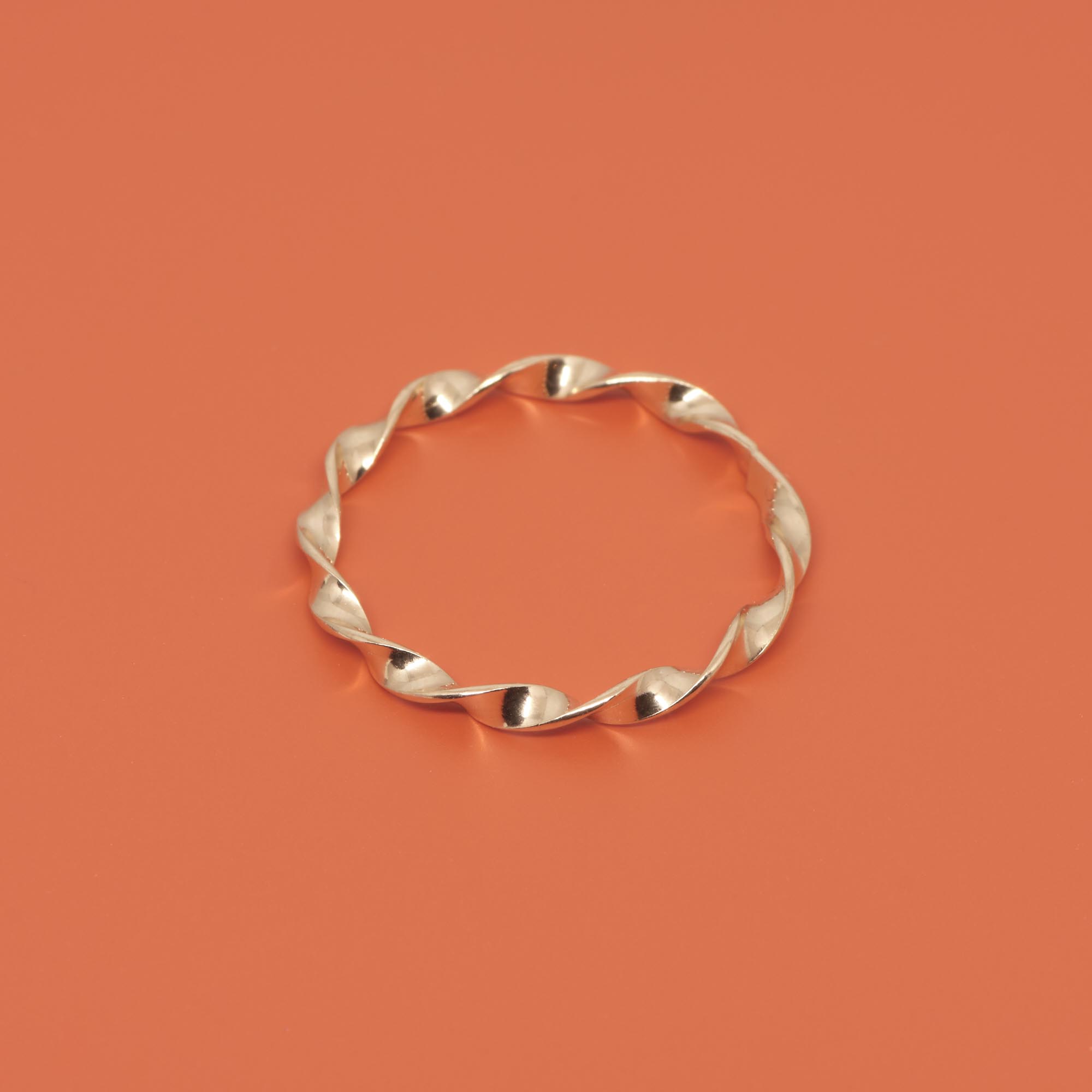 Gedrehter Ring twisted in roségold