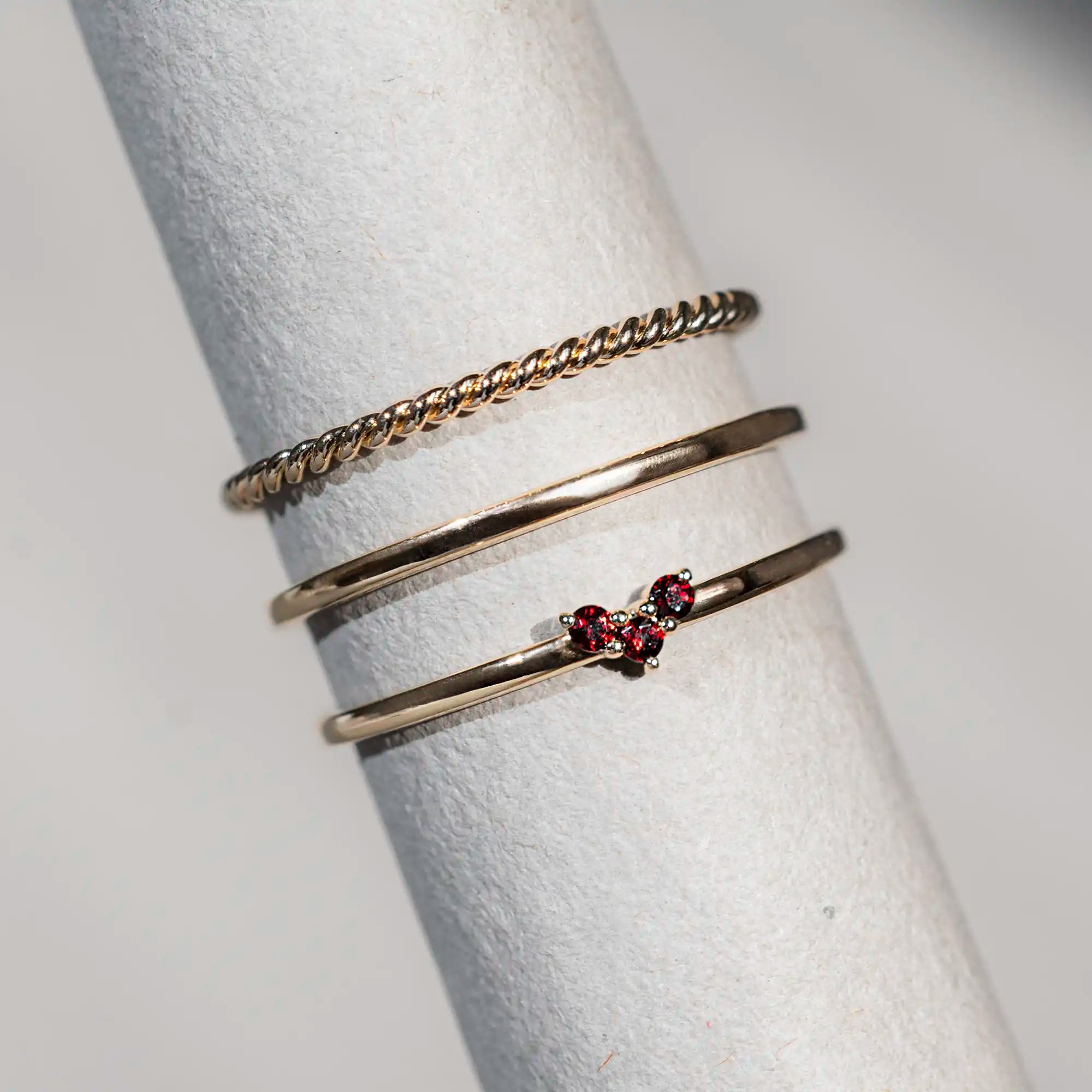 bold single ring | solid gold