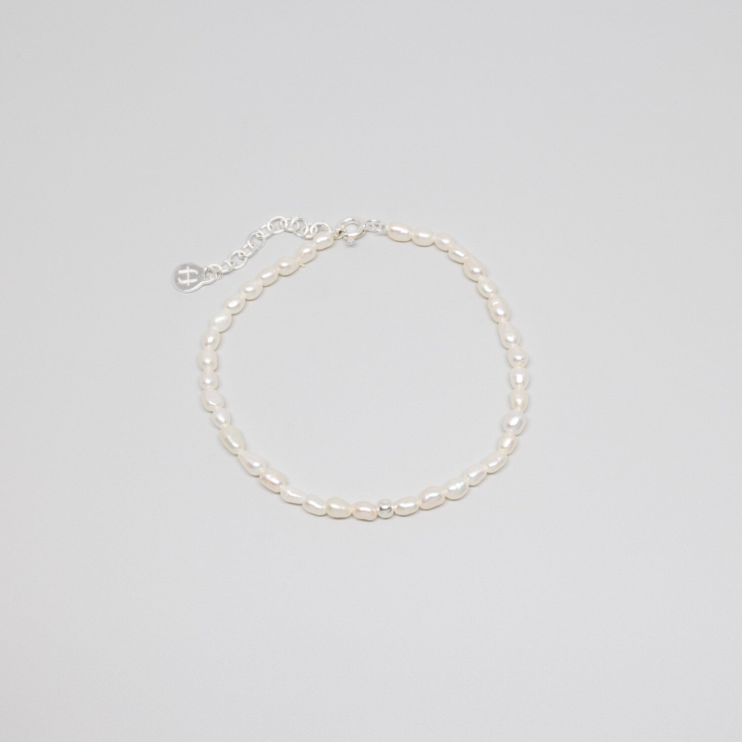 pearl bracelet