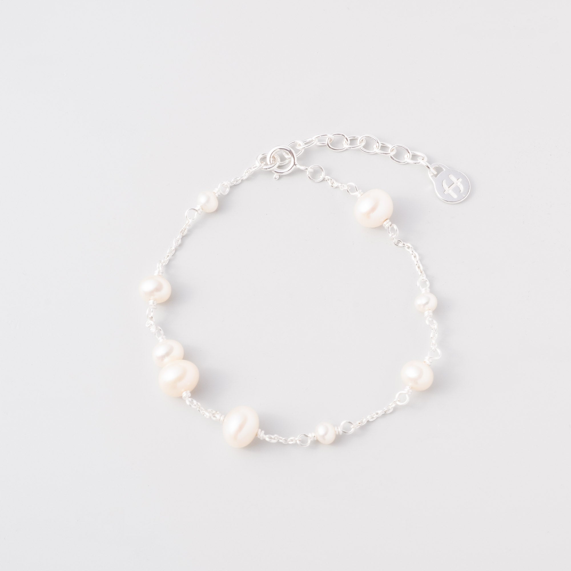 station pearl bracelet