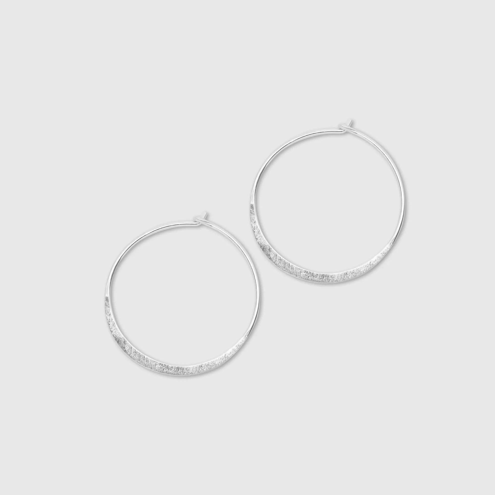 satin flat hoop - M / L
