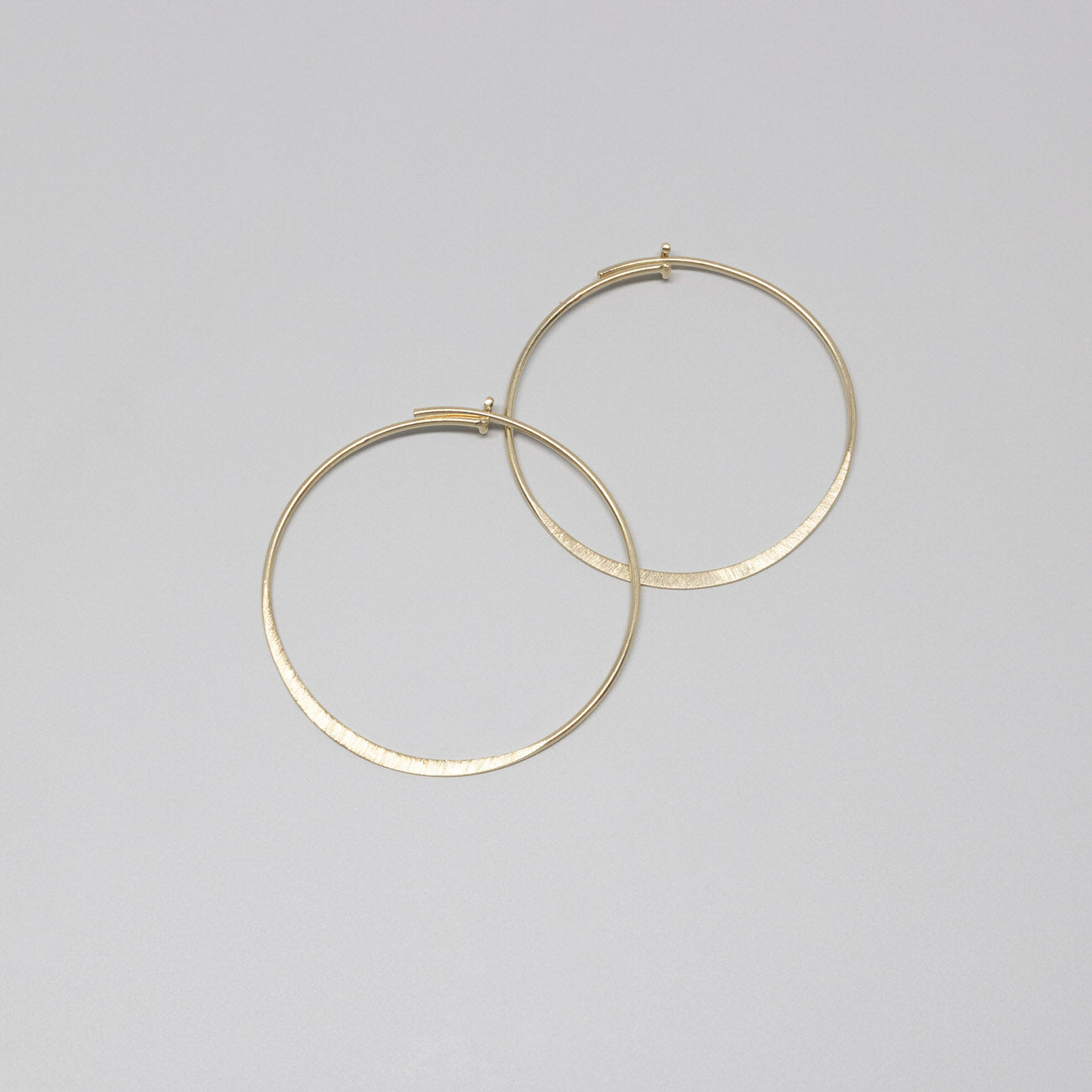 satin flat hoop - M / L
