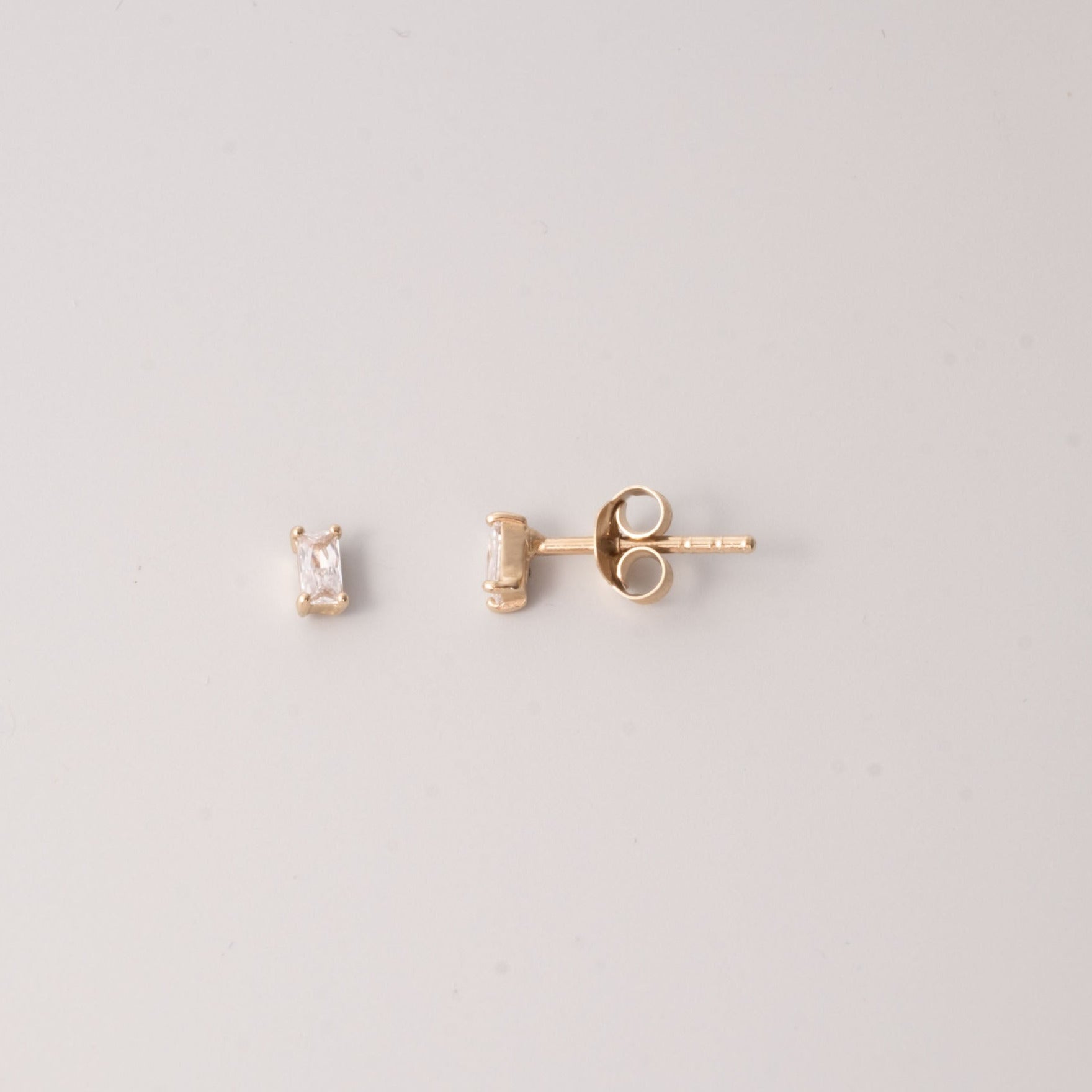 sparkle baguette studs gold