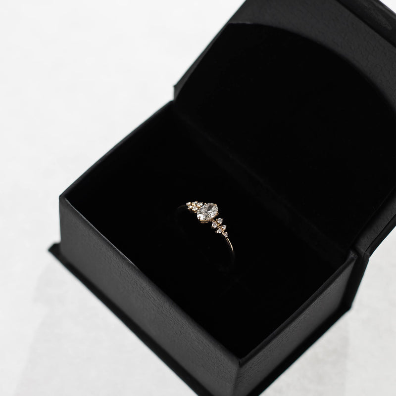 the iconic engagement ring | solid gold