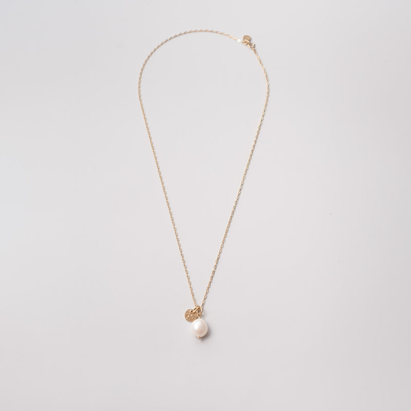 Kette mit kleiner und großer Süsswasserperle silber von fejn