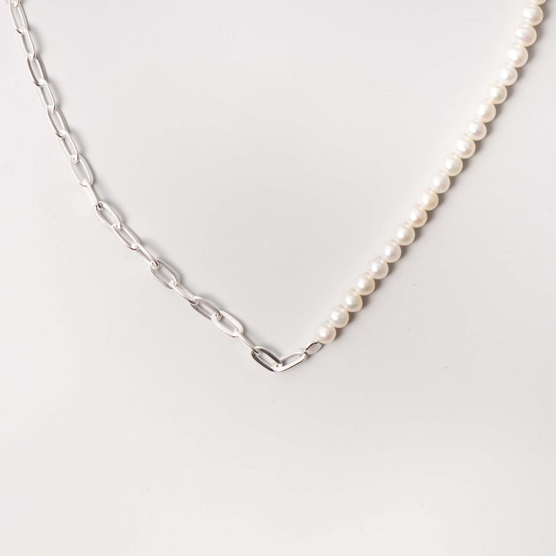 pearl & chain necklace