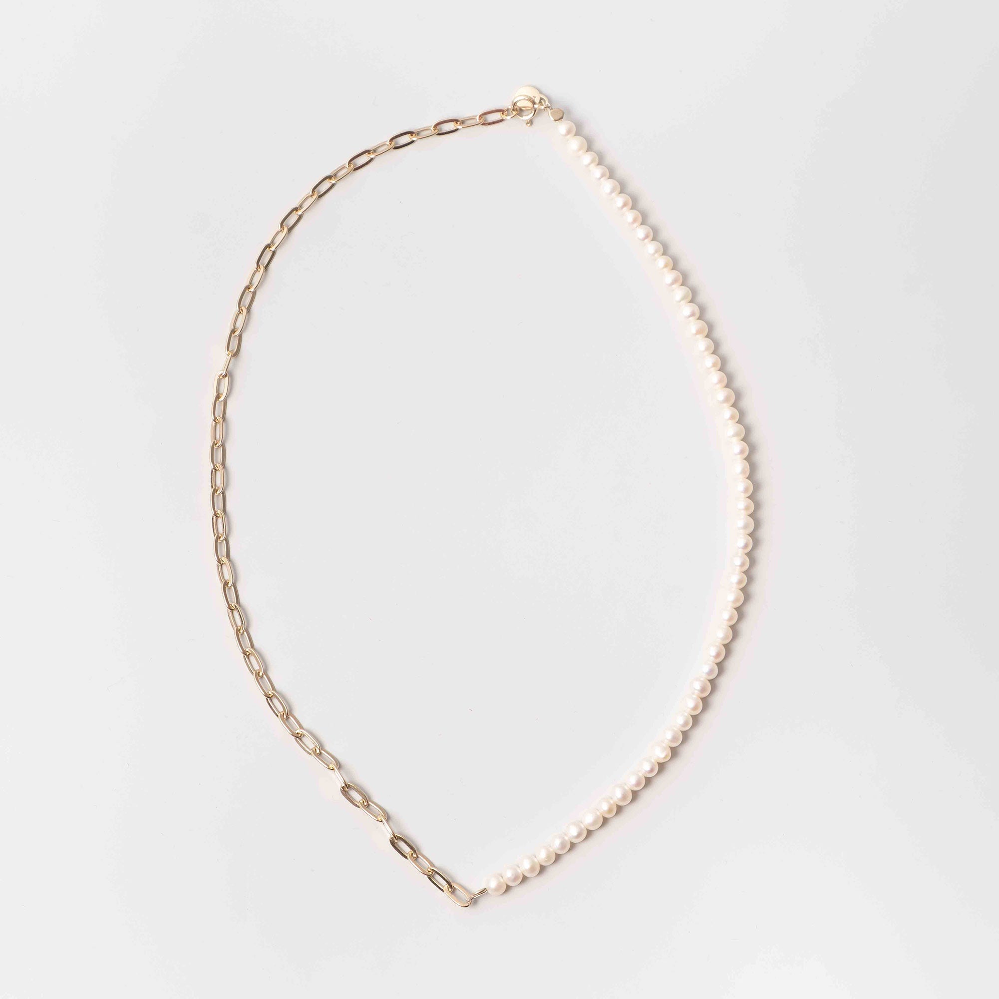 pearl & chain necklace