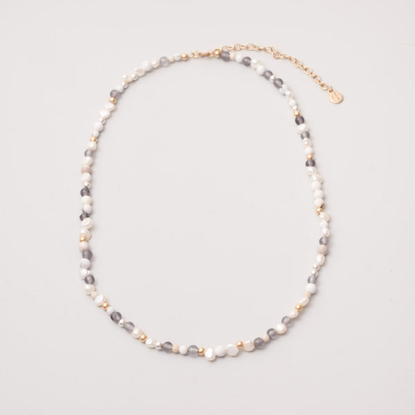- und Schwarz jewelry | Elegant Perlenkette fejn und weiße Dezent