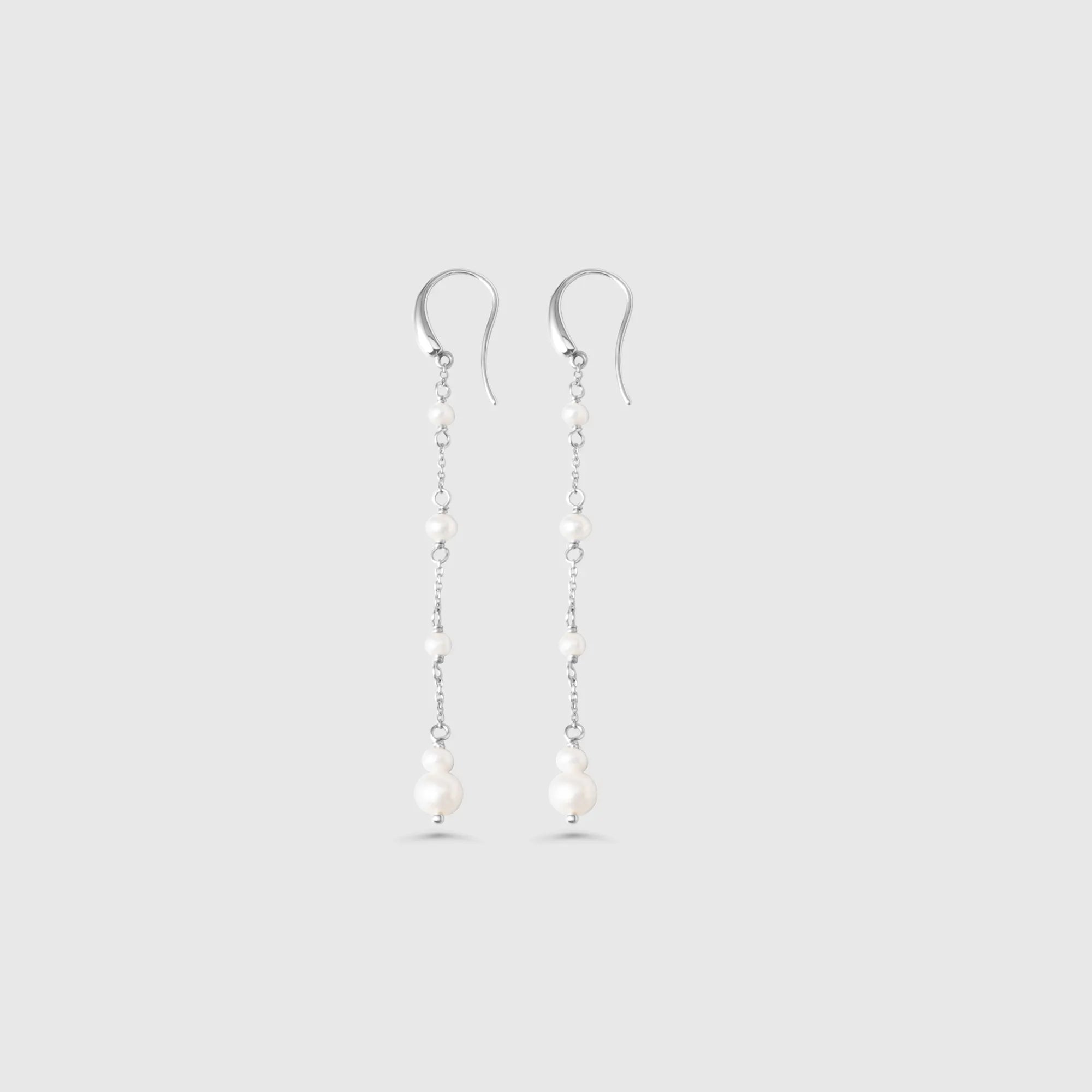 station pearl hanger
