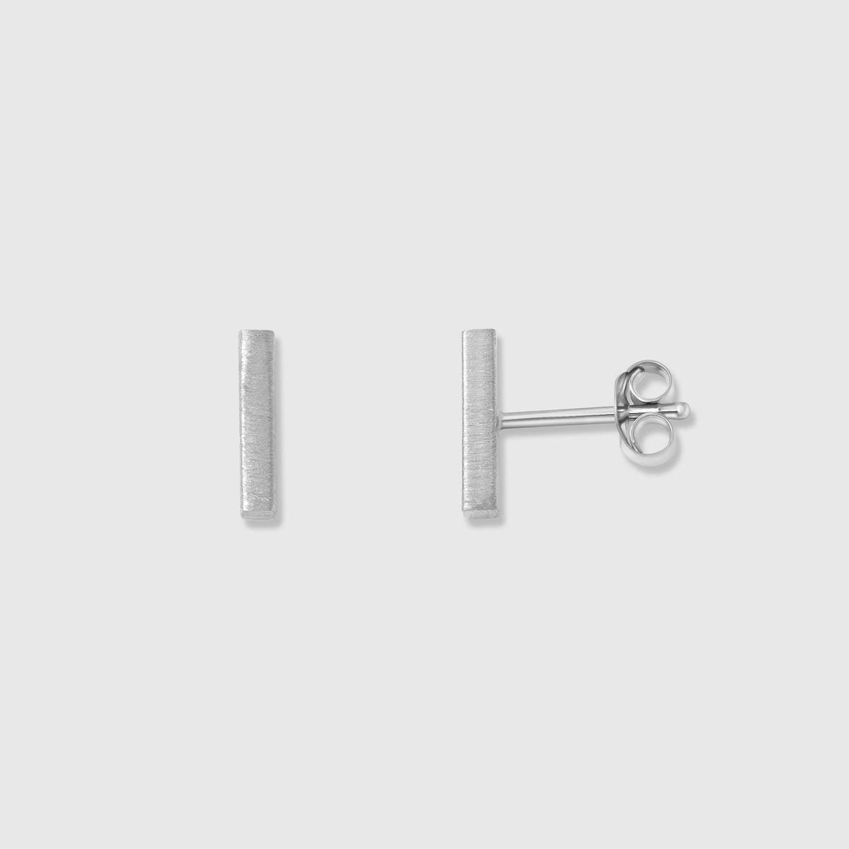 satin bar stud