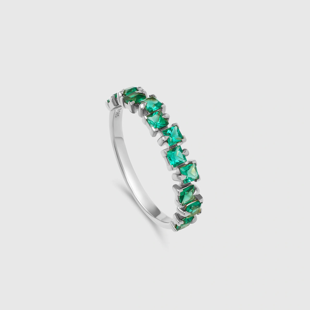 the emerald princess ring | solid gold