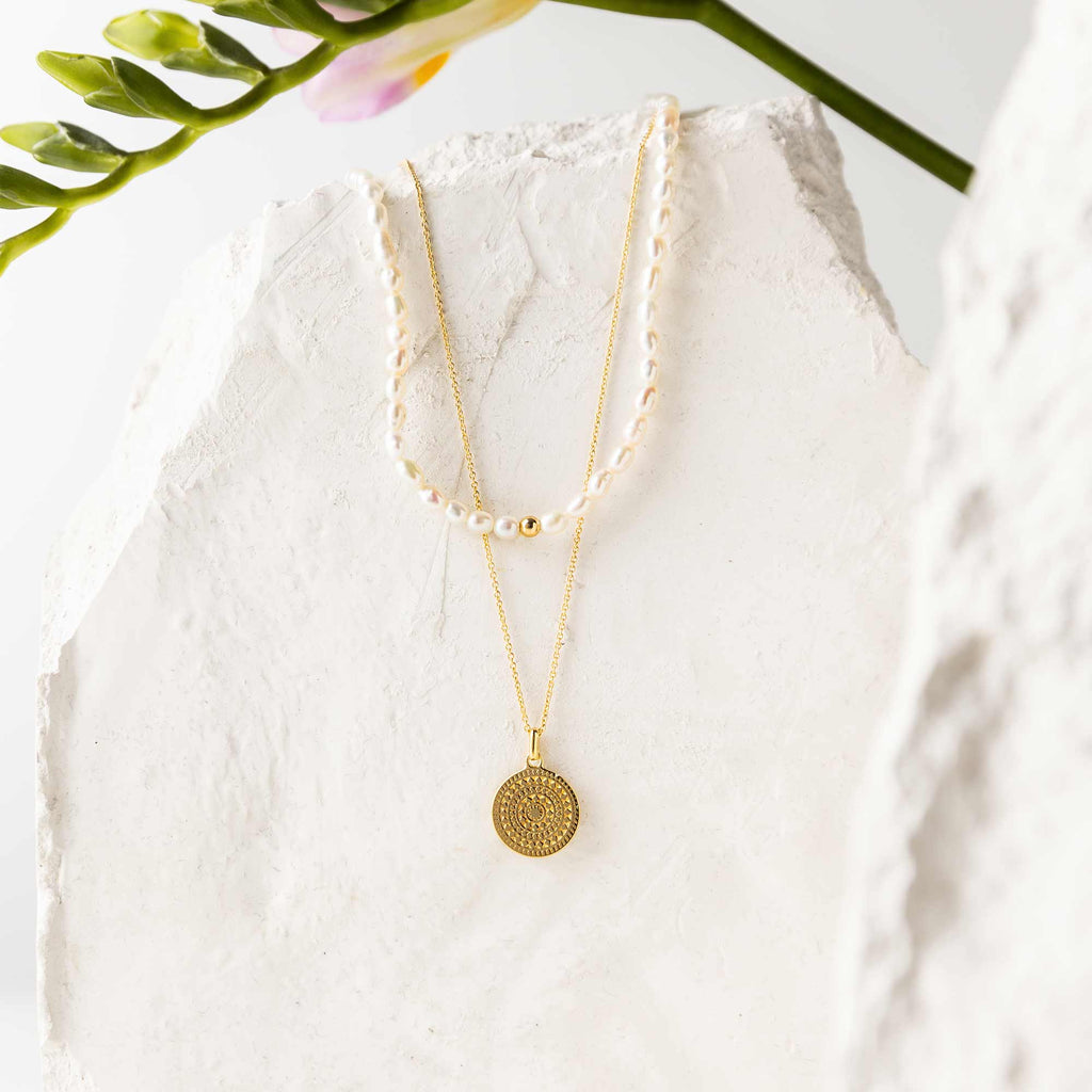 ornament & pearl set