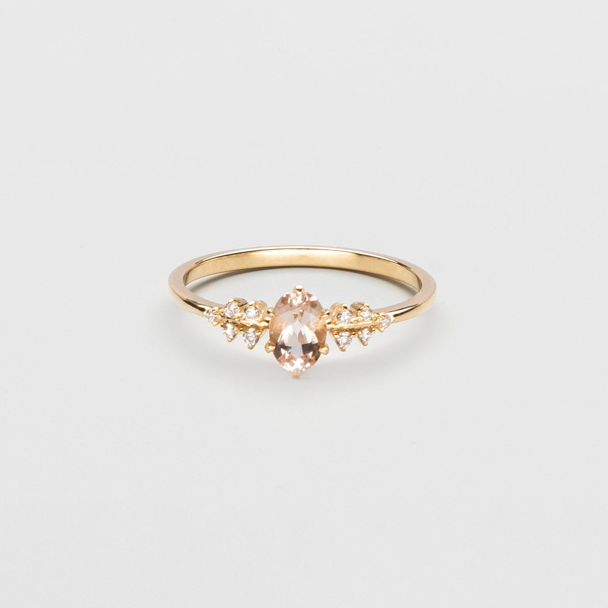 the iconic morganite engagement ring | solid gold