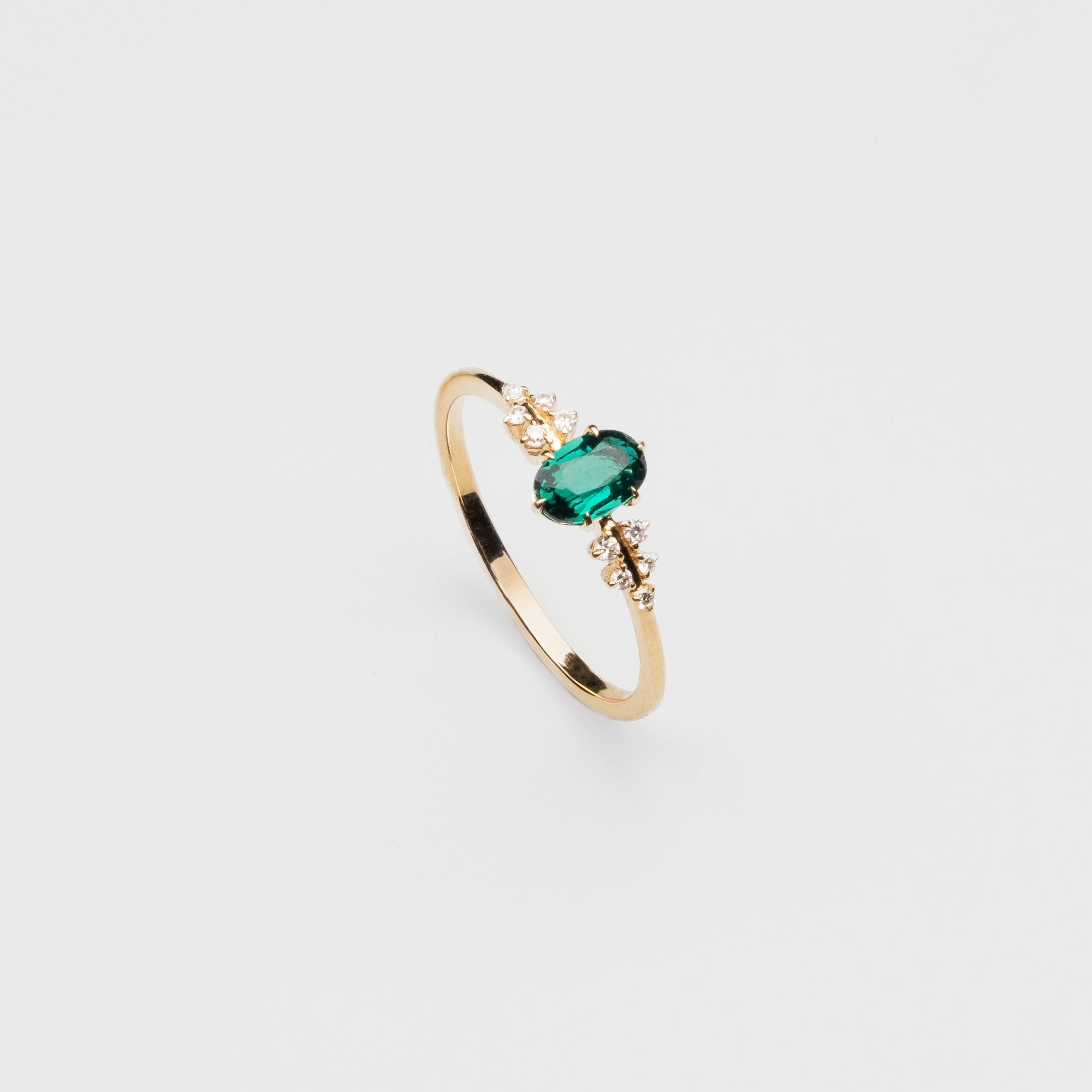 the iconic emerald engagement ring | solid gold