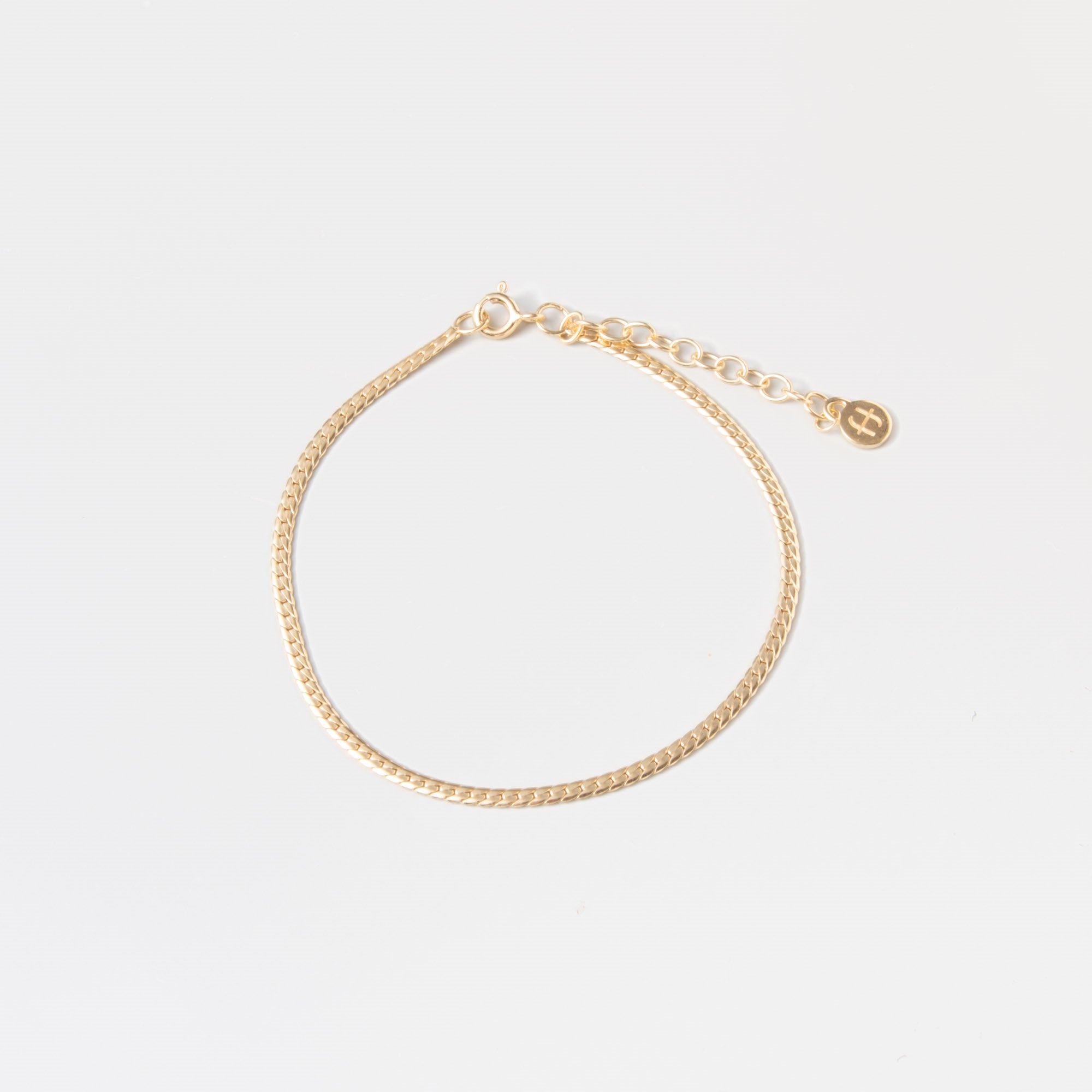 flaches Schlangenarmband gold