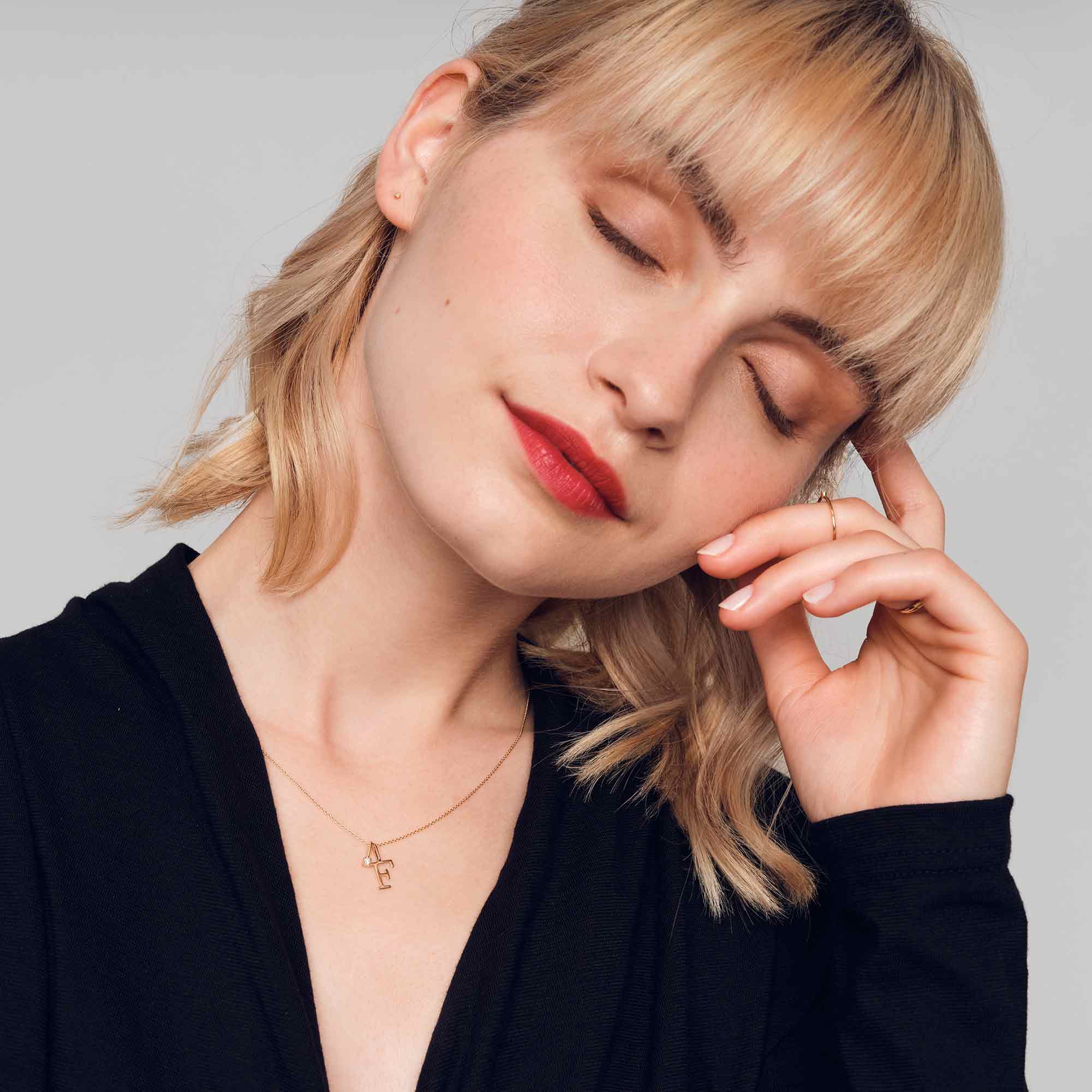 letter necklace | solid gold