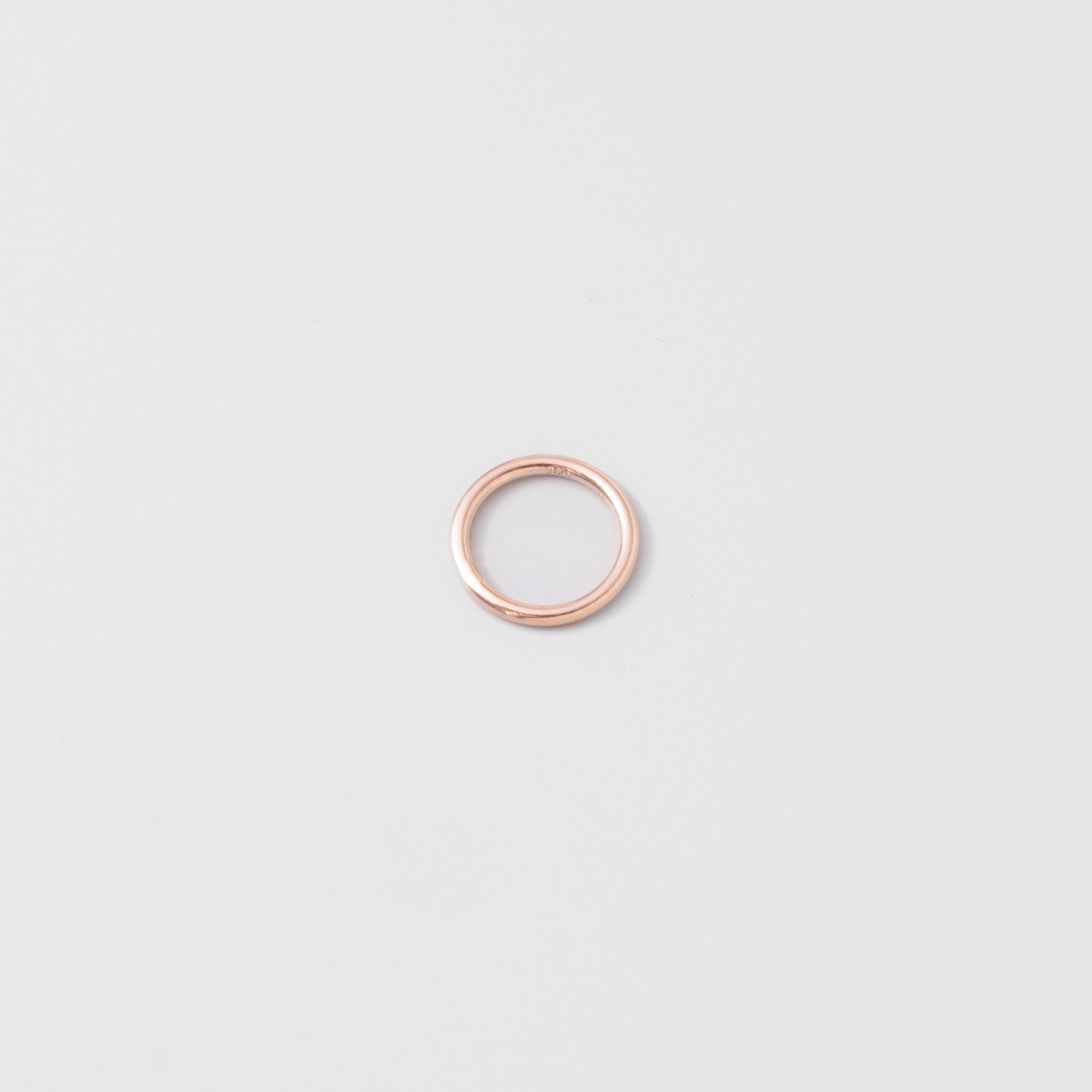 medium circle necklace charm | solid gold